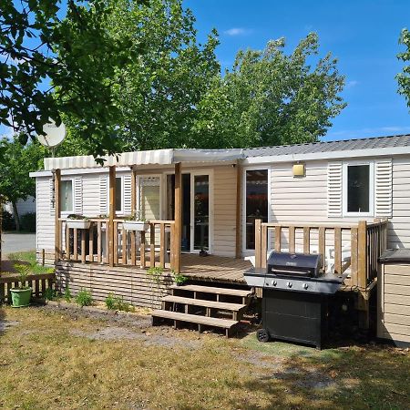 Gastes Mobilhome 6/8 Personnes 3Ch La Reserve **** מראה חיצוני תמונה